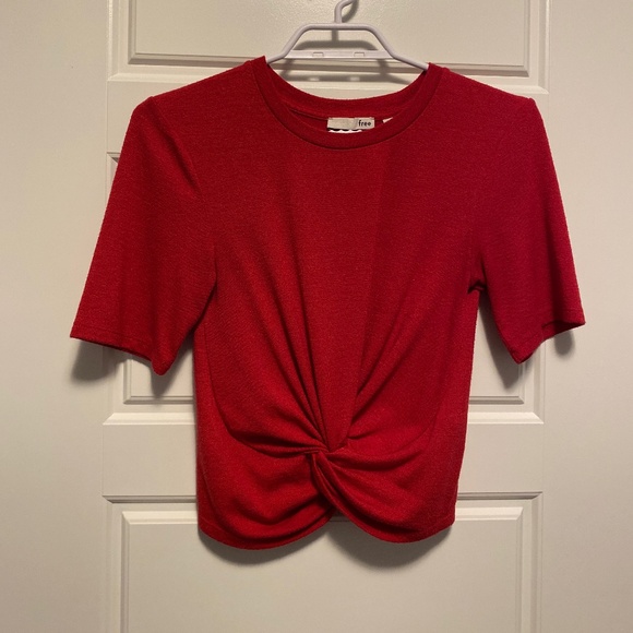 Wilfred Free Subah T-Shirt Red sz XS - Picture 2 of 5
